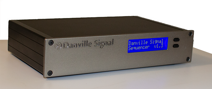 Sequencer front table right 740x310